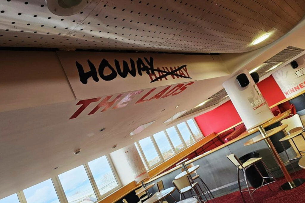 Black Cats Bar Sunderland Stadium Of Light Signs