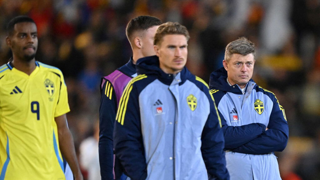 Jon Dahl Tomasson Sweden Manger Isak