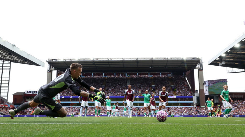 Marco Bizot Aston Villa Save Newcastle United