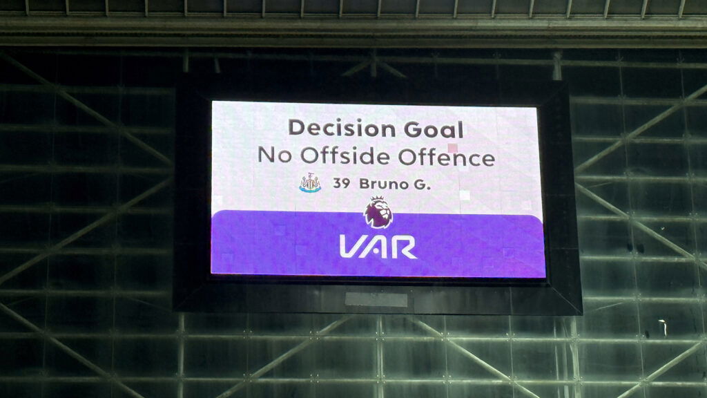 VAR Screen Goal No Offside Bruno Newcastle